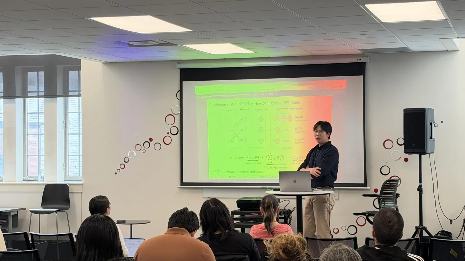 Jungmin Shin presents research on deep learning for prediction and variable selection at TDAI’s Workshop on Transfer Learning.