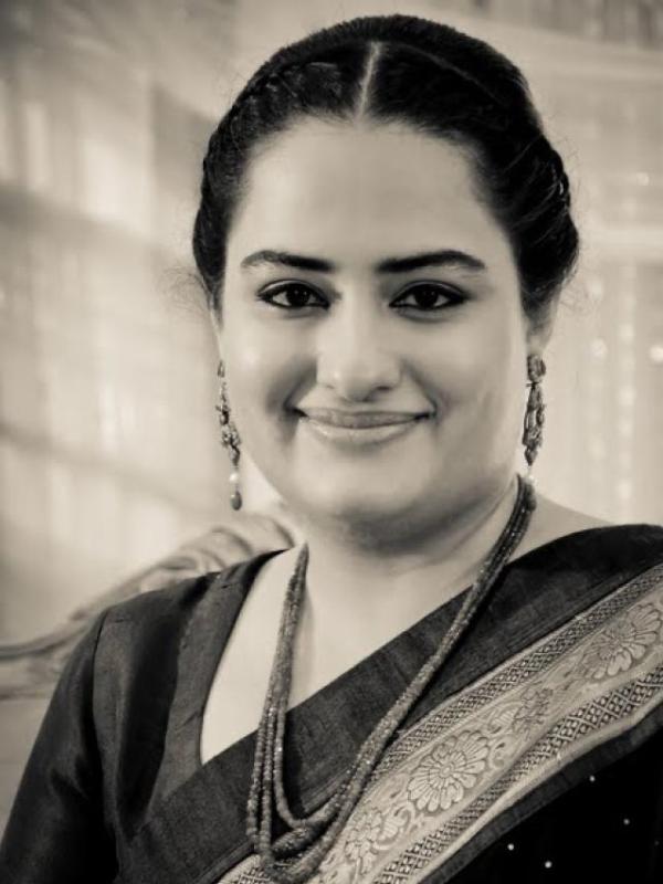 Syedah Zahra Atiq headshot